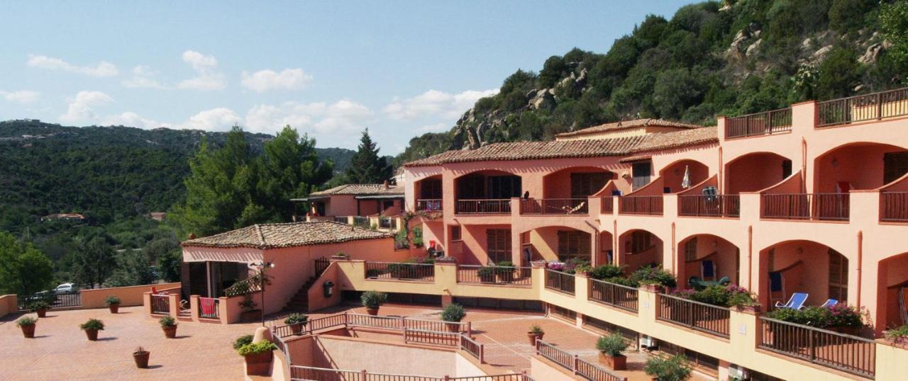 Aparthotel Chrysalis Bay Porto Cervo Esterno foto