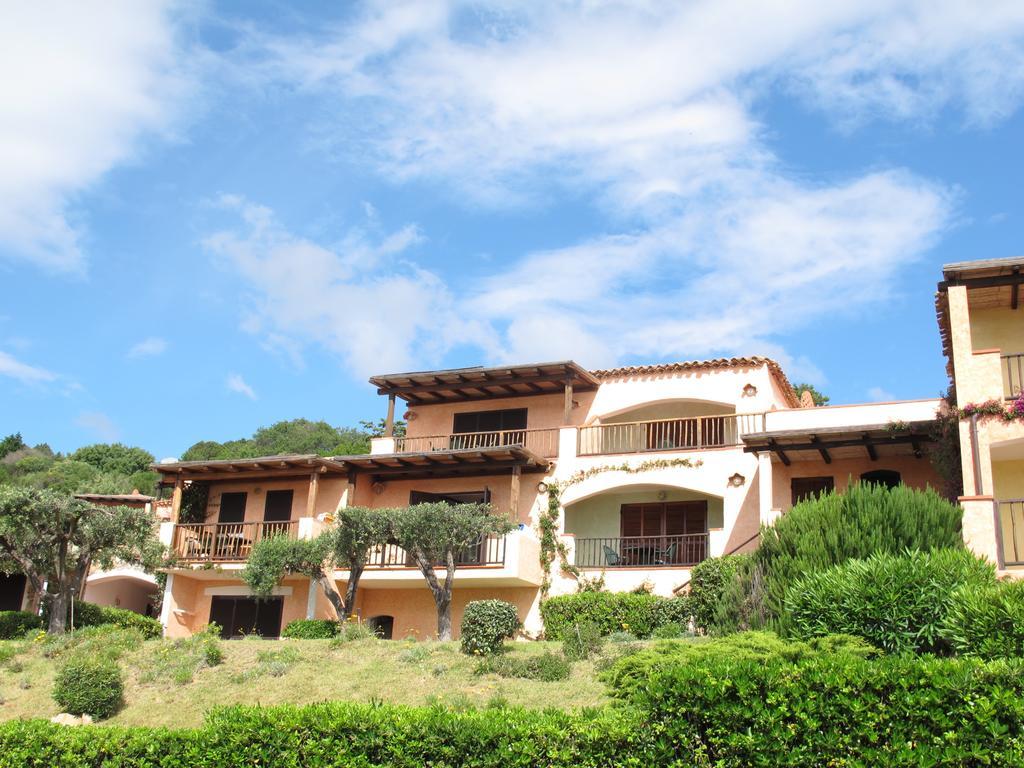 Aparthotel Chrysalis Bay Porto Cervo Esterno foto