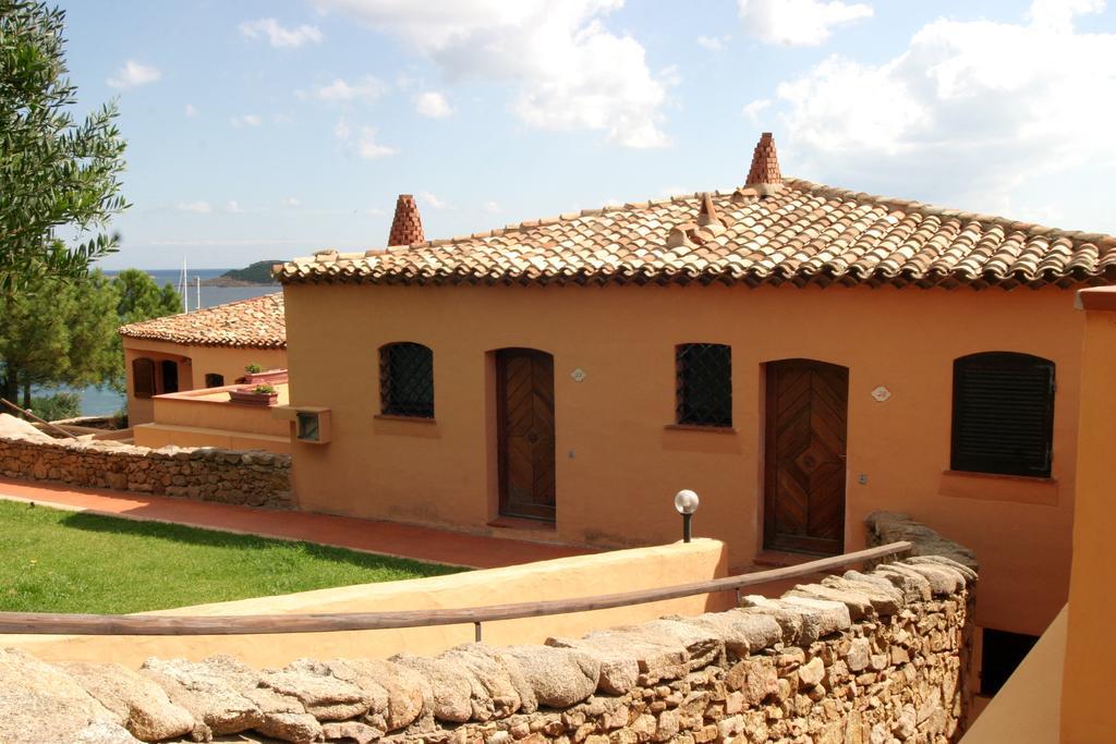 Aparthotel Chrysalis Bay Porto Cervo Esterno foto