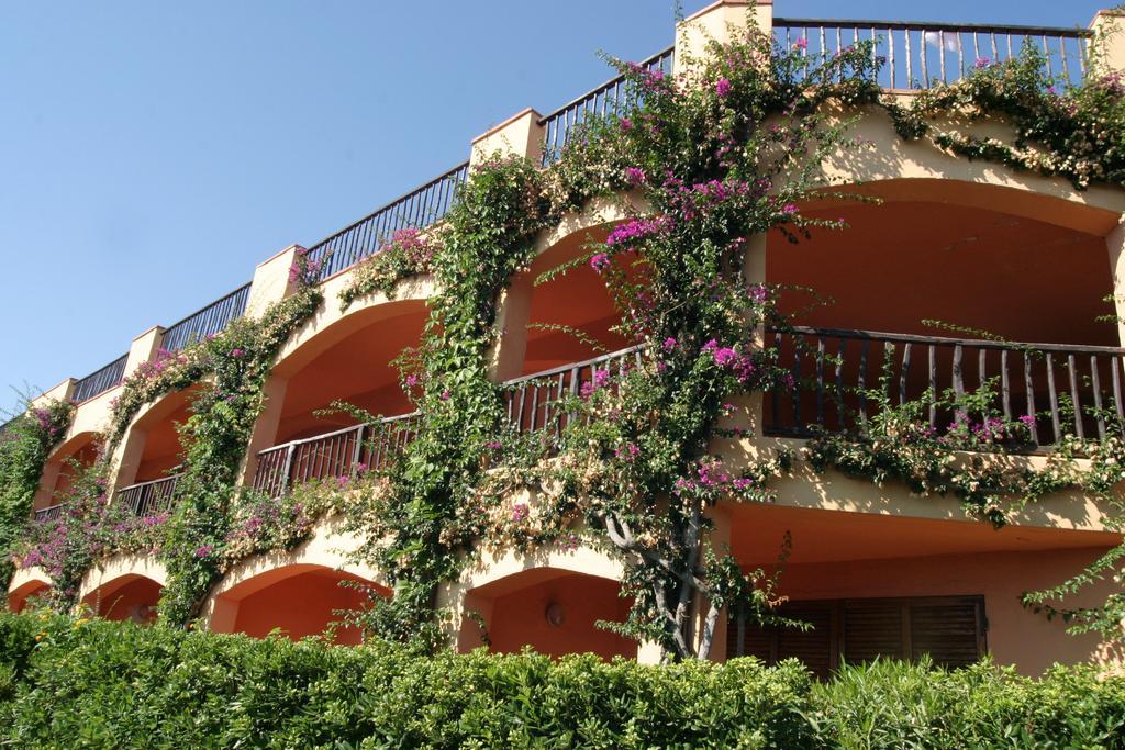 Aparthotel Chrysalis Bay Porto Cervo Esterno foto