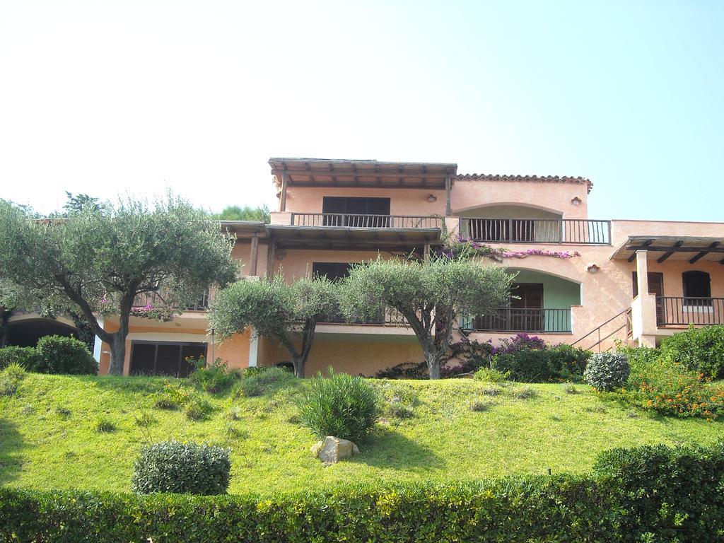 Aparthotel Chrysalis Bay Porto Cervo Esterno foto