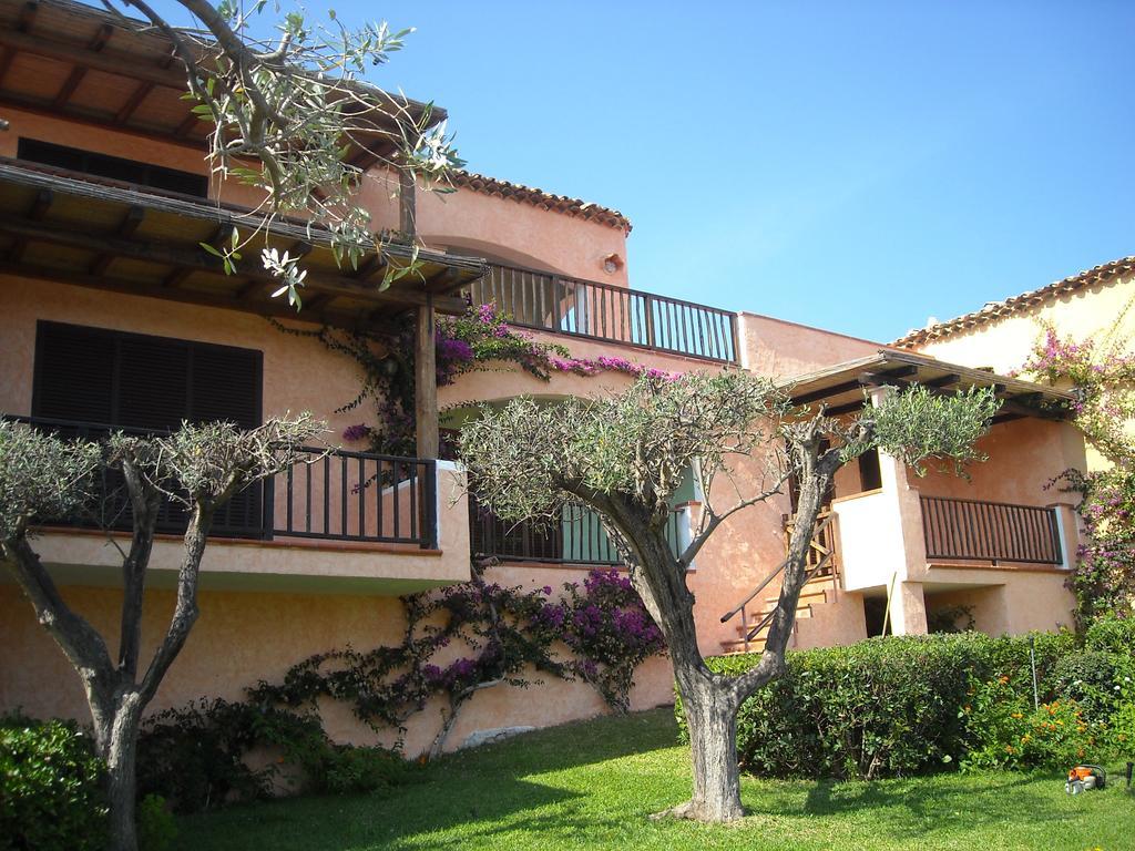 Aparthotel Chrysalis Bay Porto Cervo Esterno foto